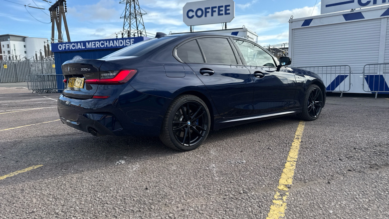 BMW 3 Series 330e M Sport Pro Edition 4dr Step Auto Saloon